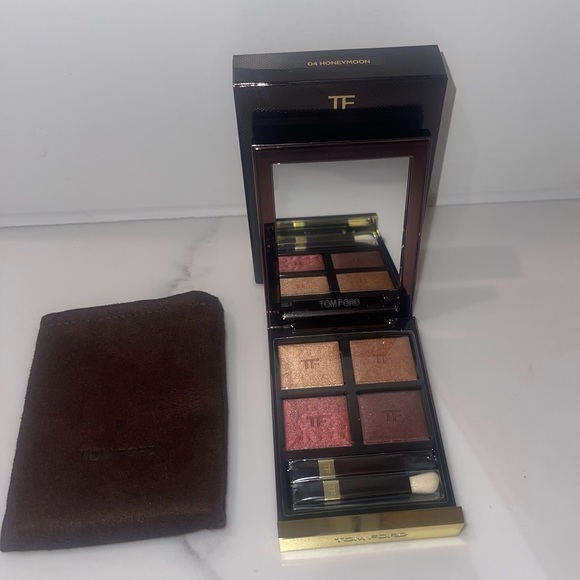 Tom Ford eye color quad in 04 Honeymoon - Picture 3 of 10